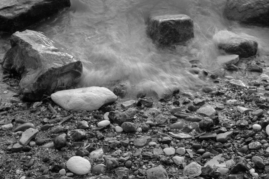 MILETAKE20115 bw